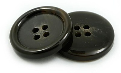 TJ  JK  四眼樹脂鈕扣  西裝扣  風衣扣  15mm  18mm  23mm 45度照